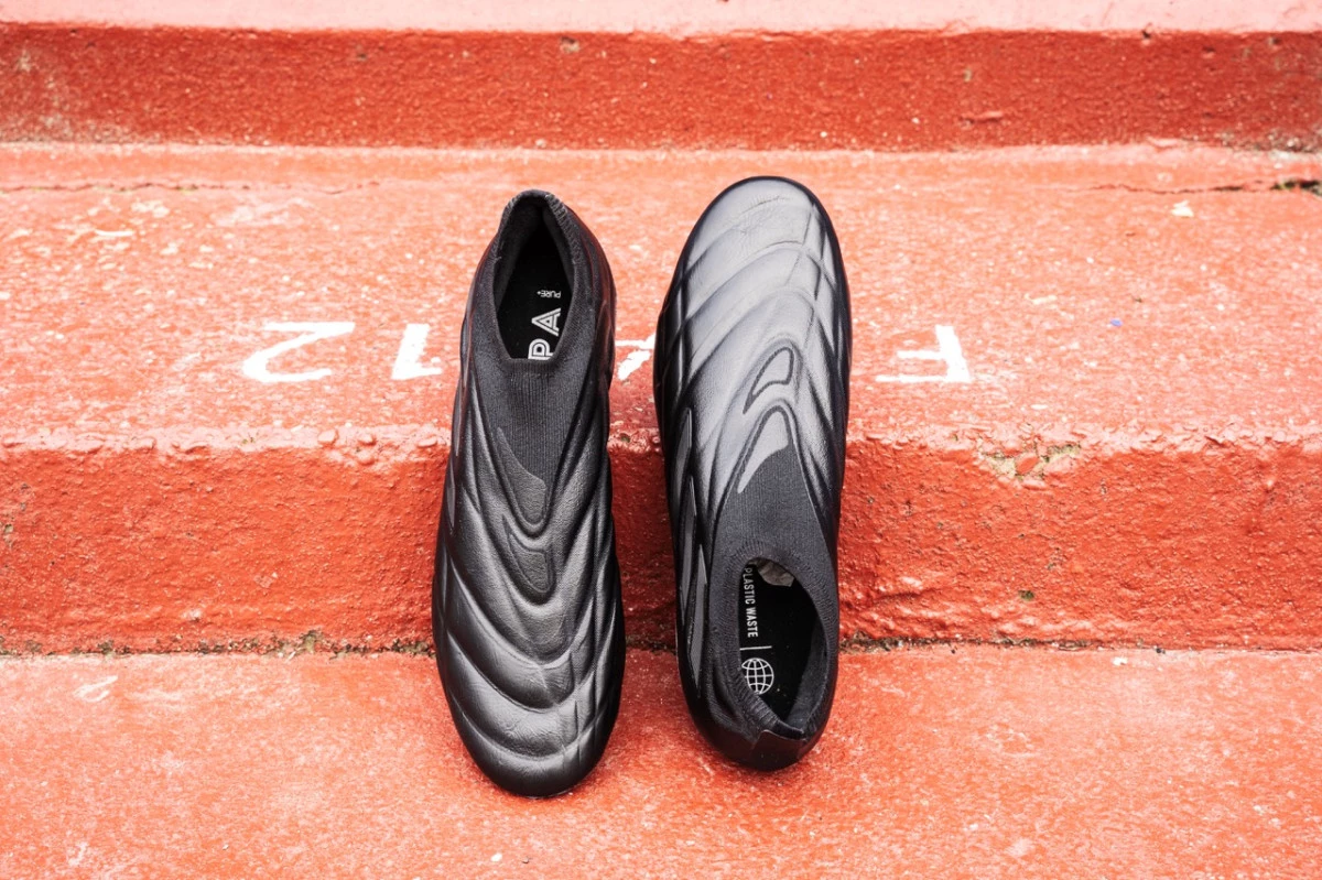 post card post-adidas-copa-pure-black .webp